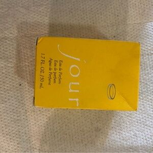 Mary Kay Jour Purfume Brand New in box